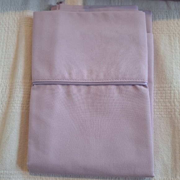 J C Penney Home Collection Lavender Twin sheet set, new not washed - Picture 3 of 6